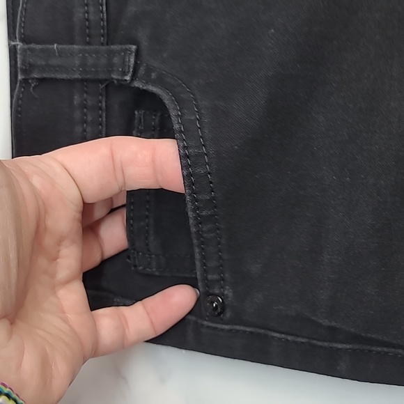 NWOT STYLE & CO BLACK SLIM LEG STRETCH JEANS - Picture 4 of 15
